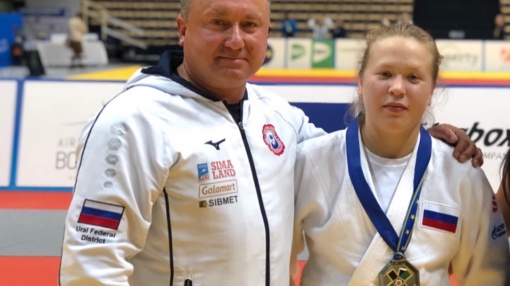 Дарья Кашина с тренером Владимиром Пестичем