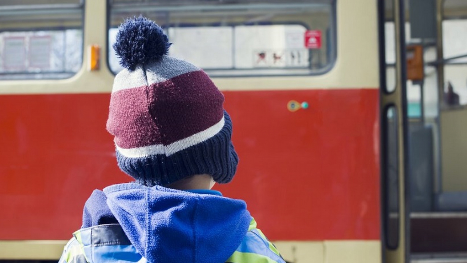 Безбилетных детей запретят высаживать из общественного транспорта
