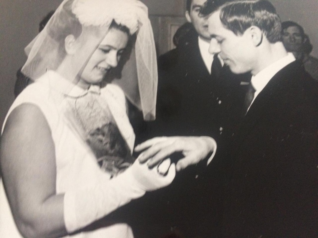 Свадьба Елены и Михаила состоялась в 1970 году