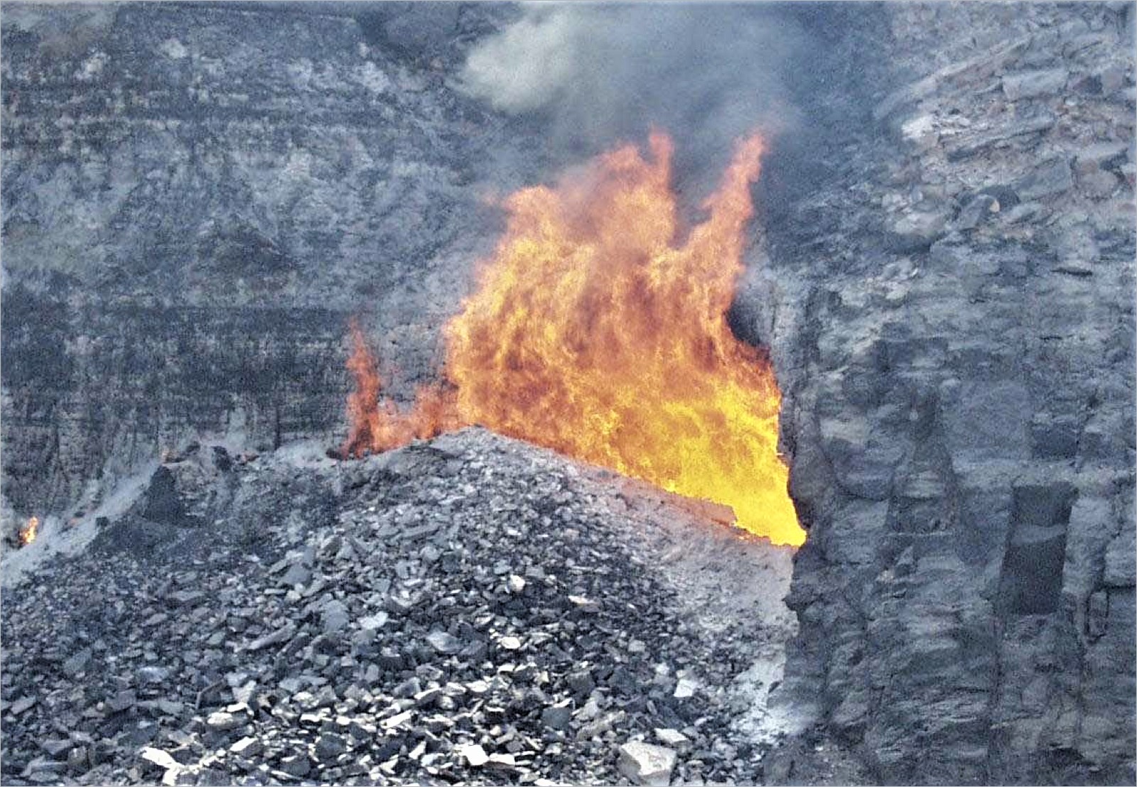 2 Декабря 1997 года - взрыв метана на шахте 