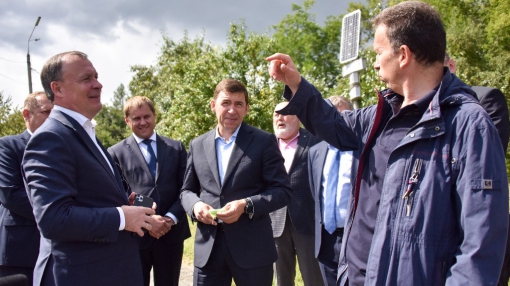 Губернатор требует генеральной уборки на реках Екатеринбурга