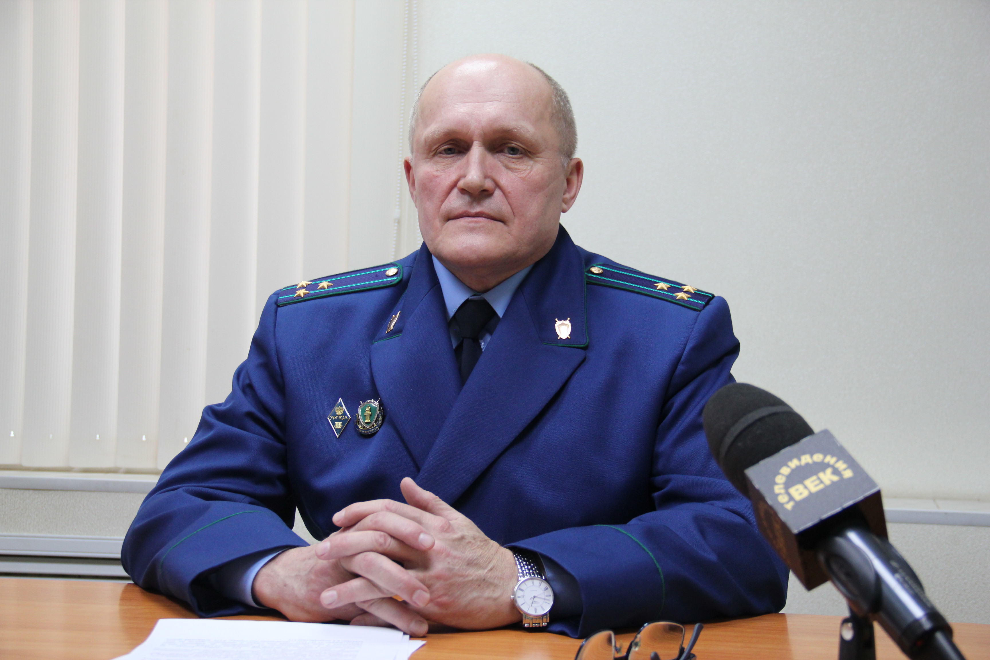 Прокурор города Берёзовского Валерий Толмачёв