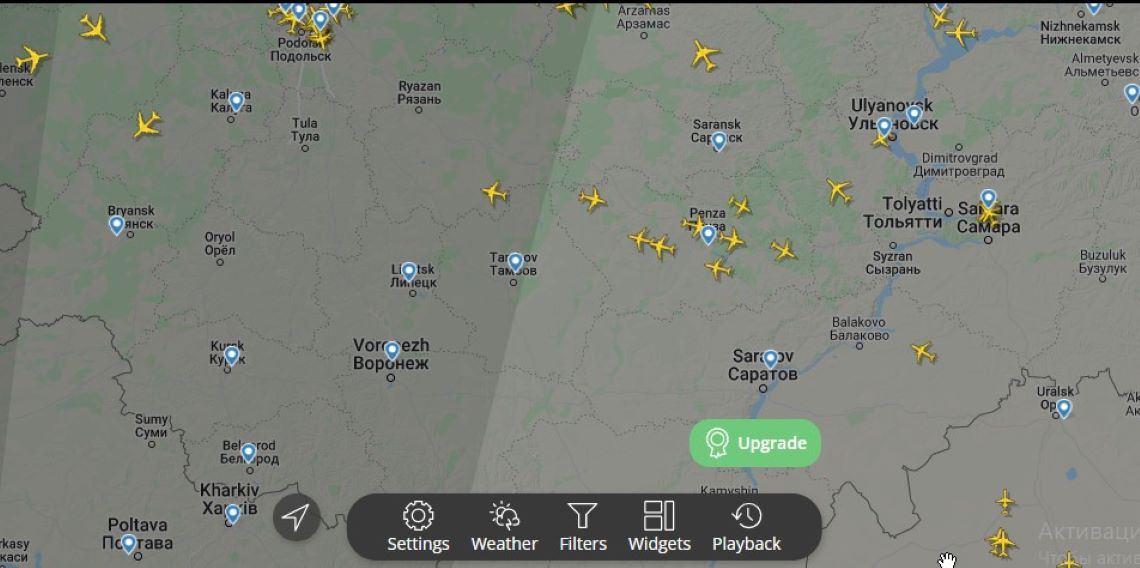 Скриншот сайта flightradar24 в 9.10. Ни одного самолета над югом России и Украиной