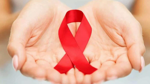 Горячая линия по профилактике ВИЧ заработала  в Роспотребнадзоре