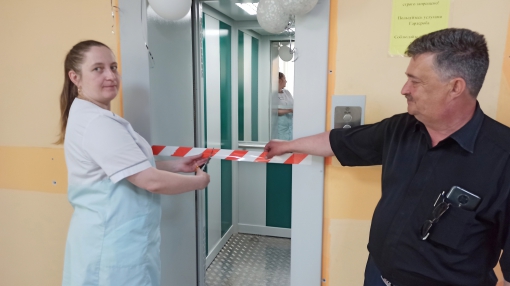В Берёзовской ЦГБ в поликлинике № 1 после капремонта запустили лифты