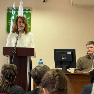 Наталья Зобнина на расширенном аппаратном совещании в администрации города