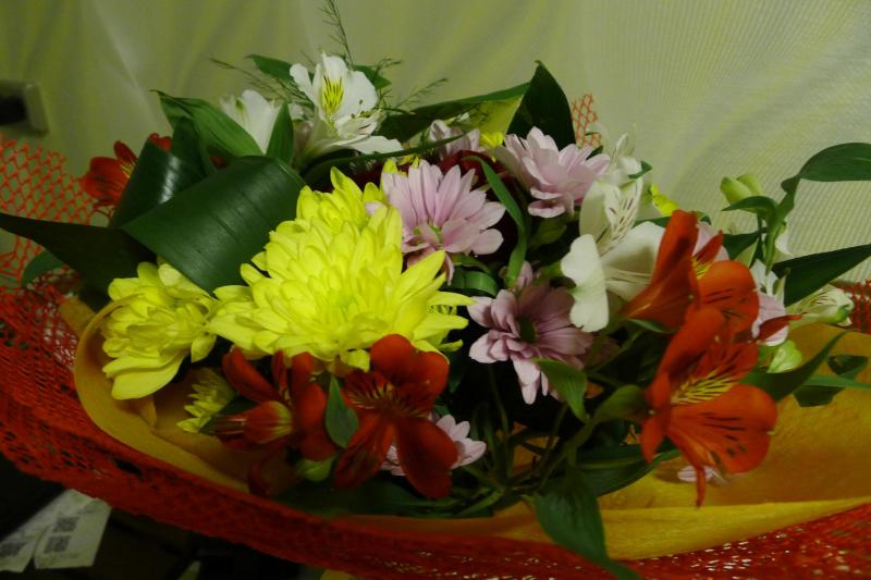 Цветы и подарки от Марины